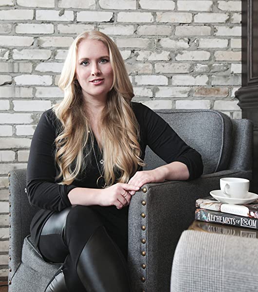 Elise Kova authors like Sarah J. Maas